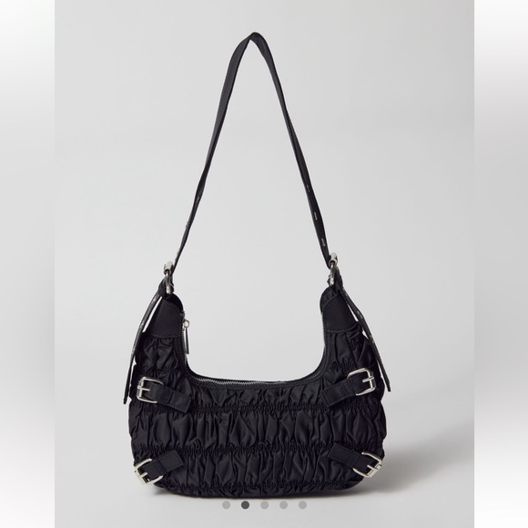 Núnoo Shoulder Bag - Picture 9 of 10